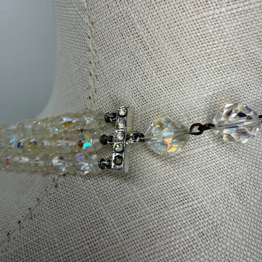 Vintage Aurora Borealis Clear Glass Bead Necklace Silver Tone Rhinestone Accents